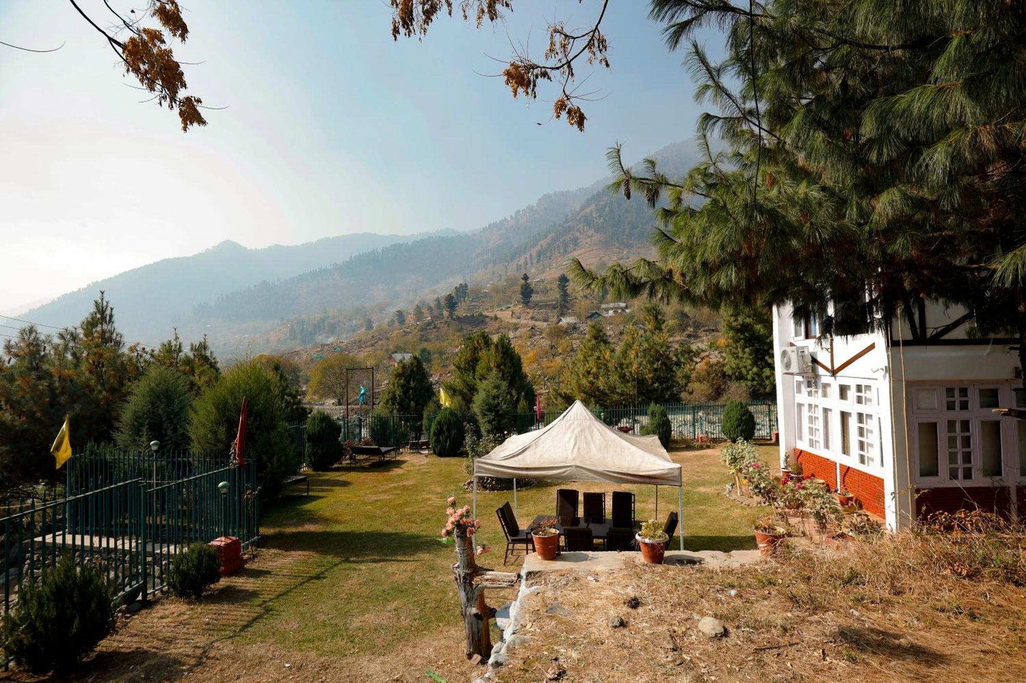 Walisons Peace Resort Pahalgām Esterno foto