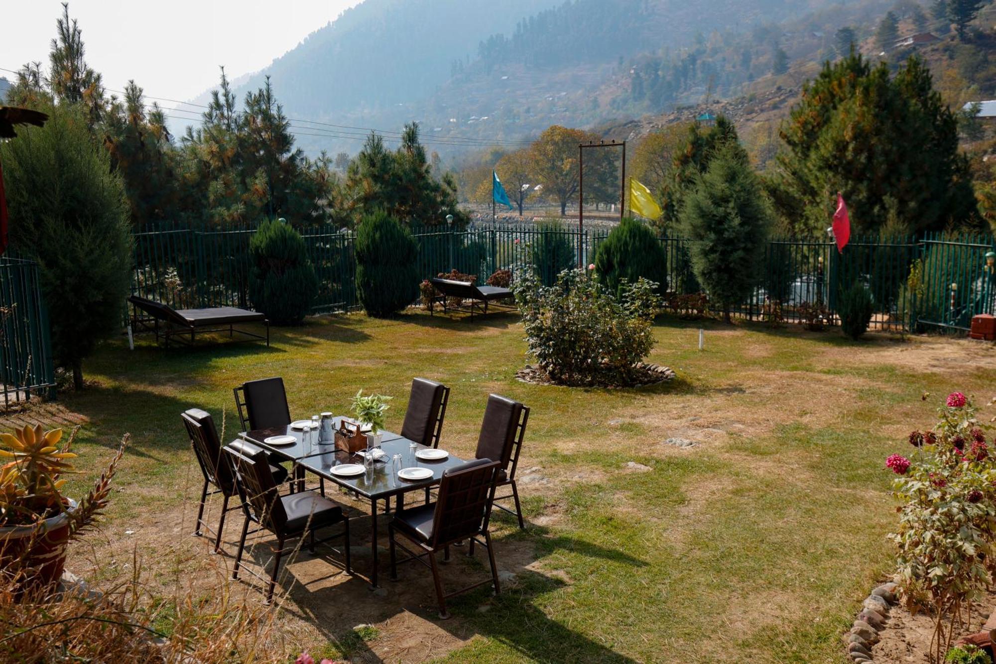 Walisons Peace Resort Pahalgām Esterno foto